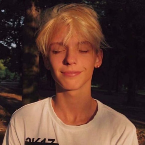 Meet the Posher Other - Meet your Posher, Binh